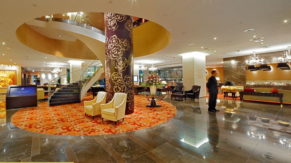 Grand Hotel River Park, A Luxury Collection Hotel, Bratislava Interiør billede The lobby of the hotel
