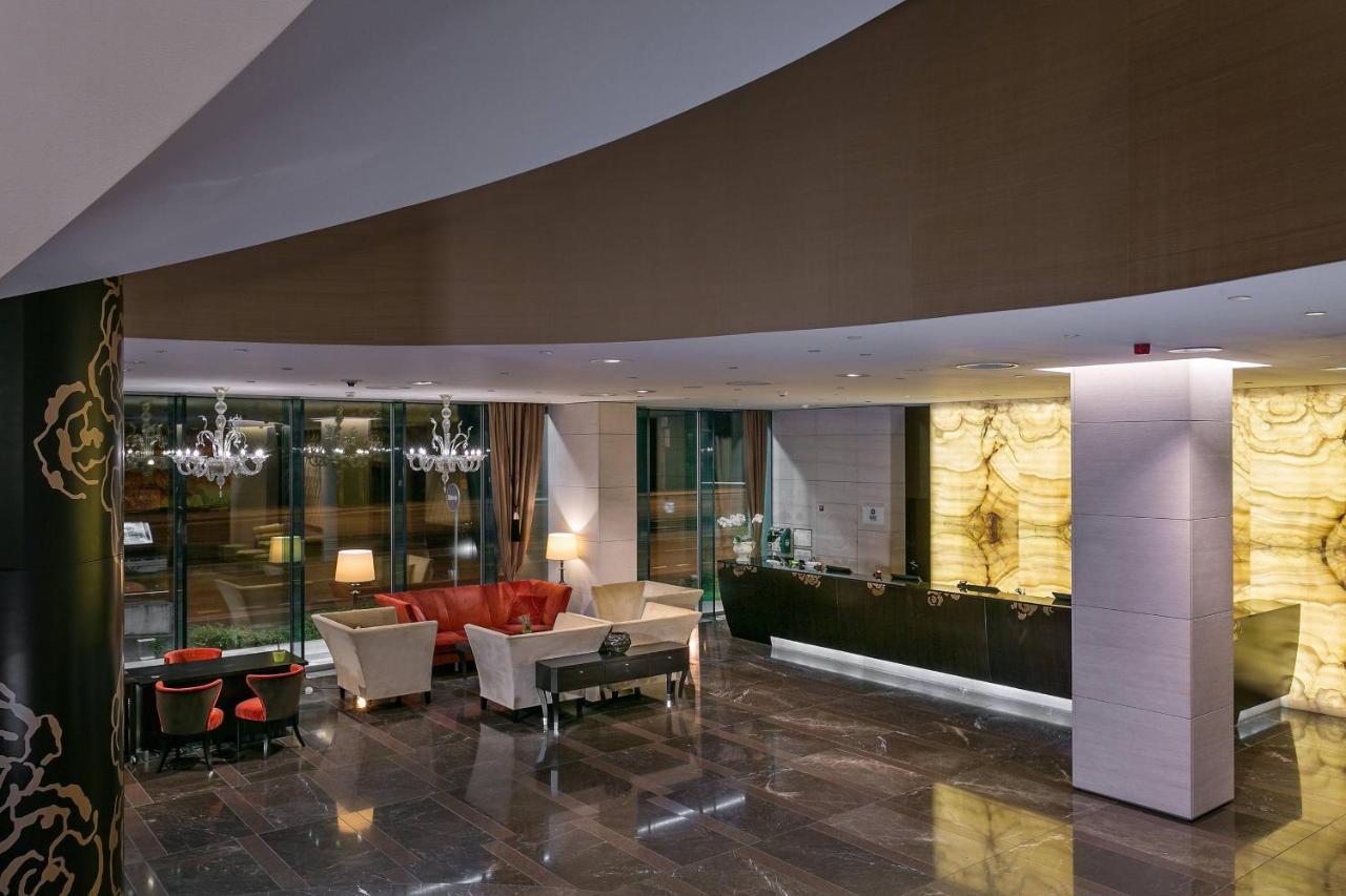 Grand Hotel River Park, A Luxury Collection Hotel, Bratislava Eksteriør billede Lobby