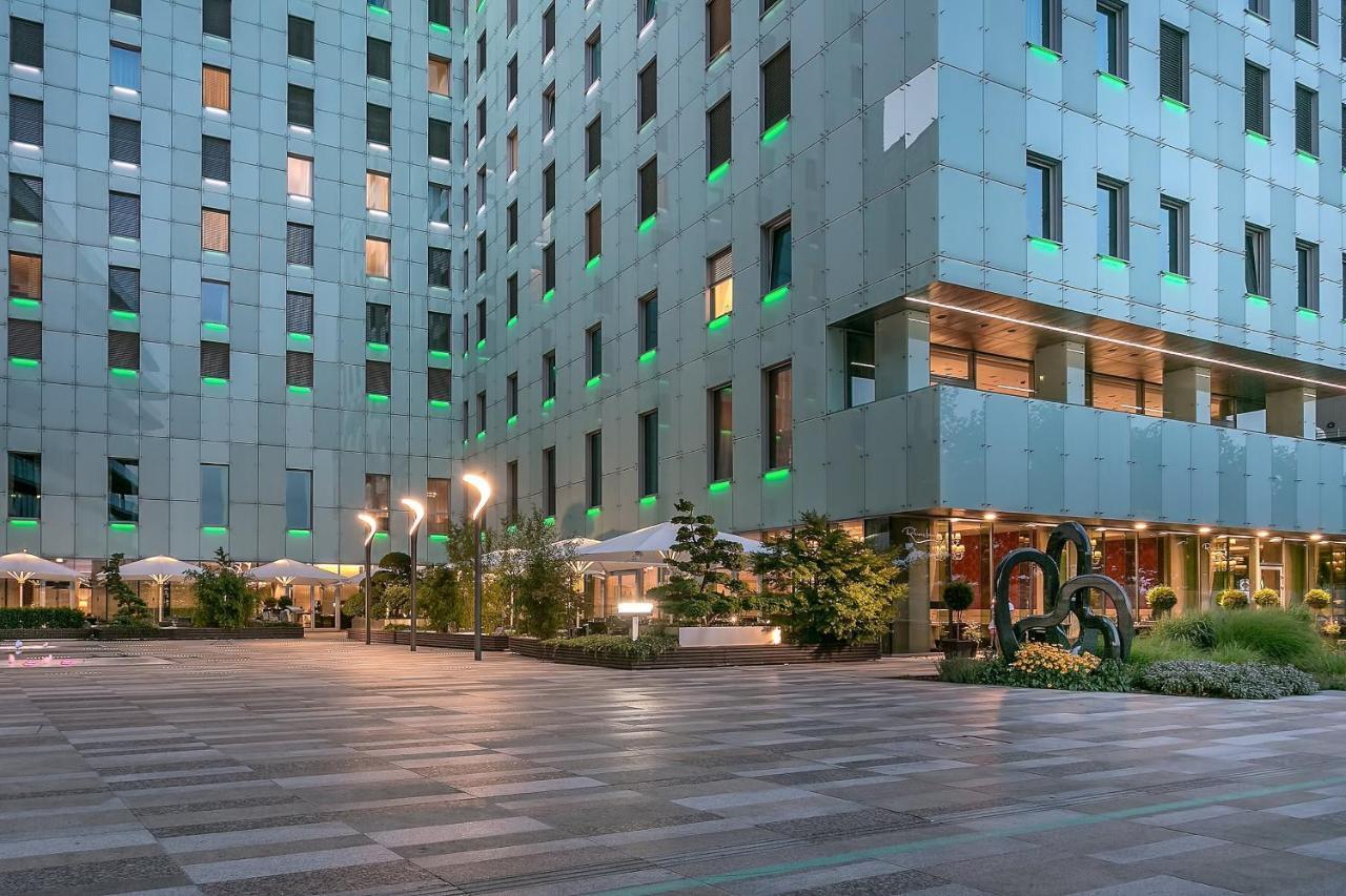 Grand Hotel River Park, A Luxury Collection Hotel, Bratislava Eksteriør billede The hotel in 2014