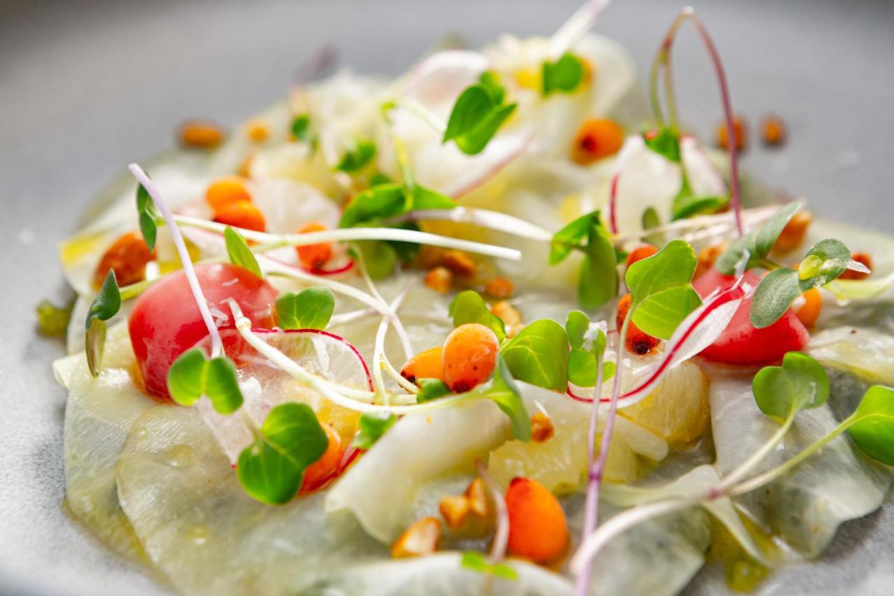 Grand Hotel River Park, A Luxury Collection Hotel, Bratislava Eksteriør billede A salad with microgreens